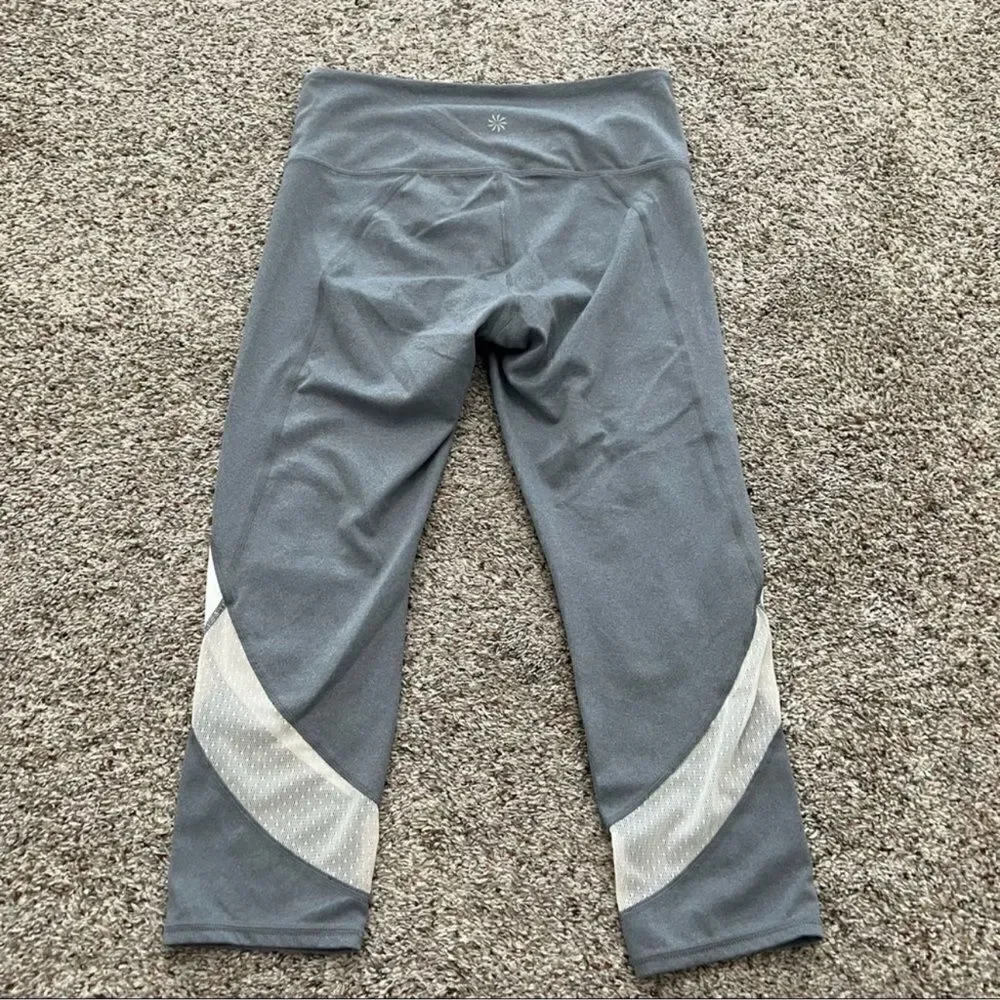 ATHLETA Colorblock Mesh Salutation 21” Crop Tight Gray White L